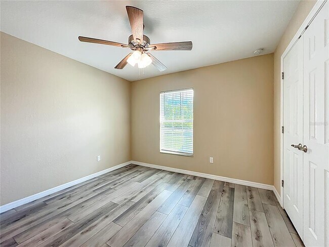 Building Photo - 1954 NW 21st Ave