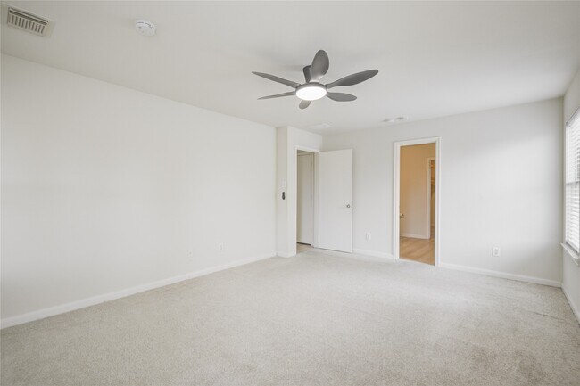 Building Photo - 8542 Village Rose Ln