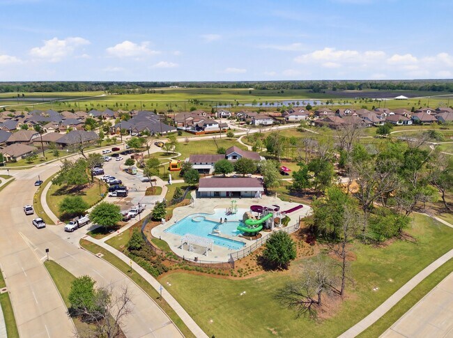 Building Photo - 22515 Bassett Hollow Ln