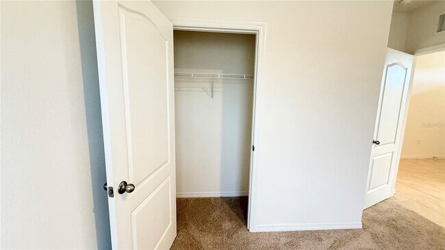 Building Photo - 1003 Cascade Dr