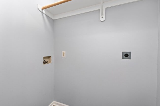 Floorplan - MOTT RIDGEWAY