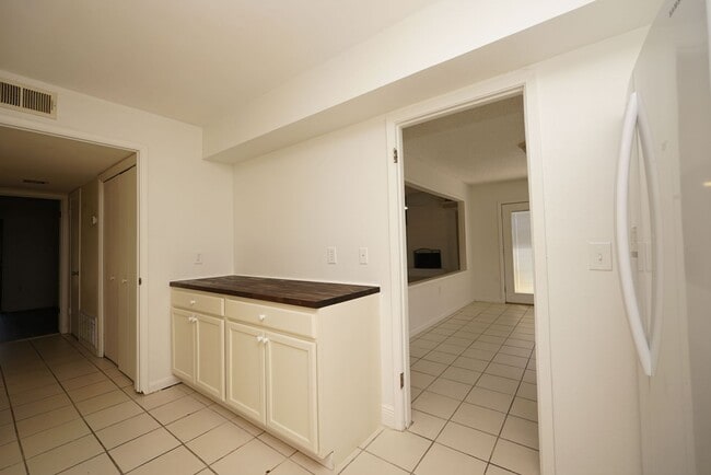 Building Photo - A Mile West of Hurlburt