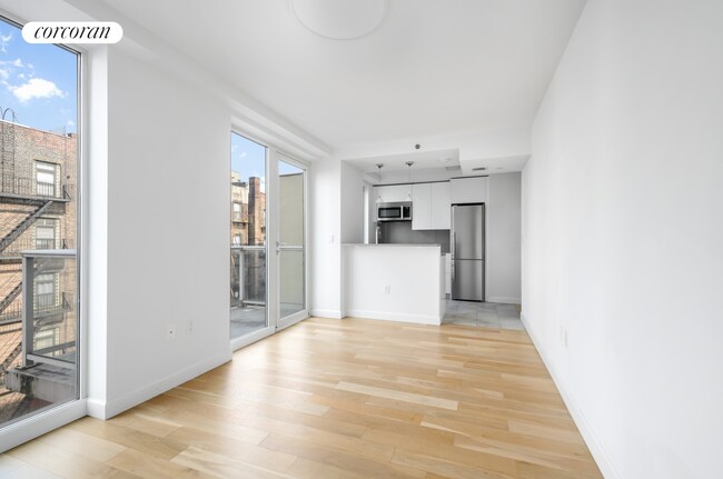 Building Photo - 111 E 115th St