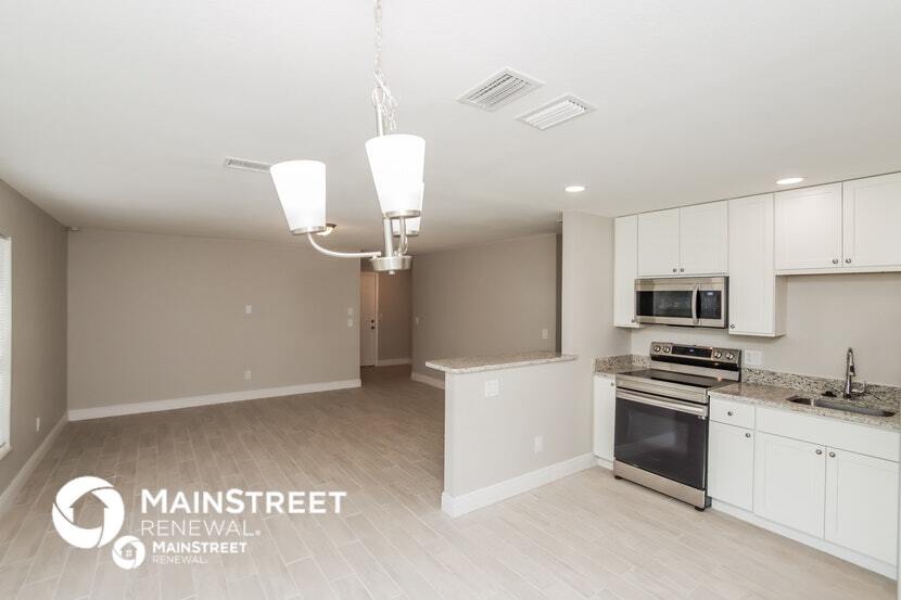 Building Photo - 154 Anderson Ave NE