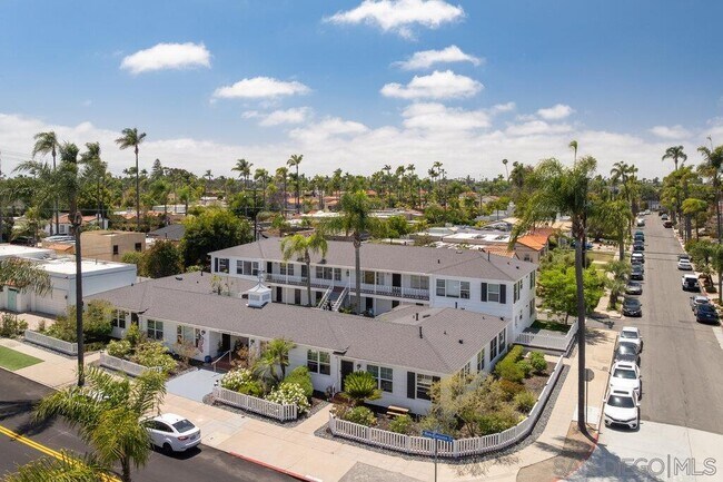 Building Photo - 5060 Marlborough Dr