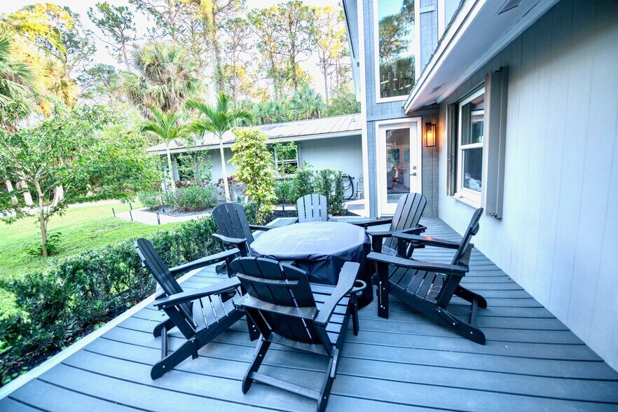 Building Photo - 16887 97th Way N