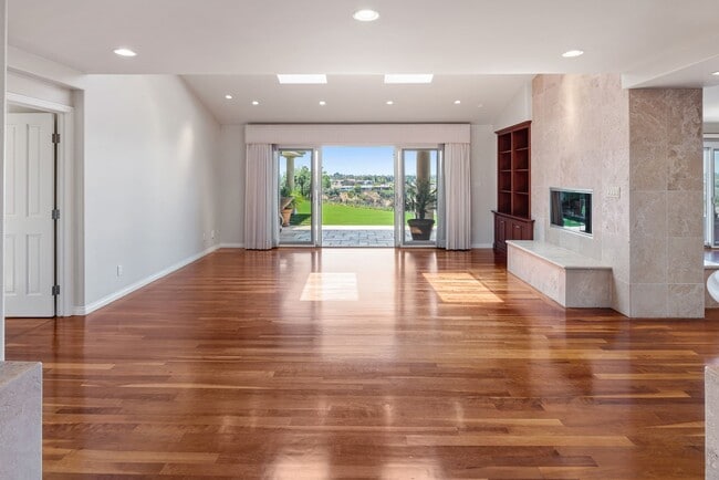 Building Photo - Custom Single Story in coveted Alvarado Es...