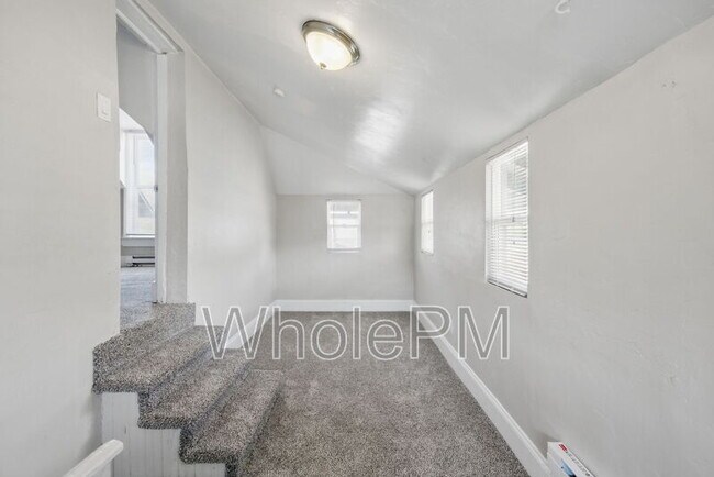 Building Photo - 3454 Lafayette St