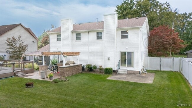 Building Photo - 2507 Cayuga St