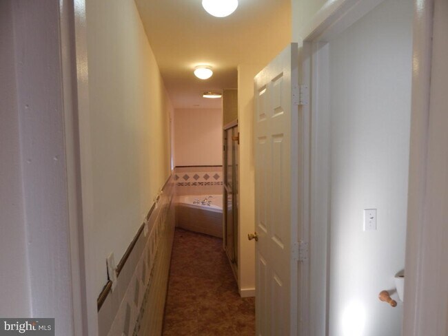 Building Photo - 133 Mill St