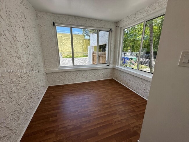 Building Photo - 267 NW 33rd St