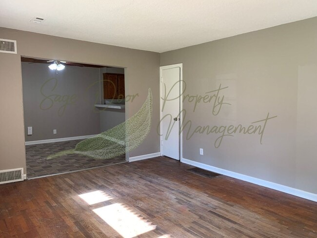 Building Photo - DESIRABLE RAYTOWN LOCATION!!!