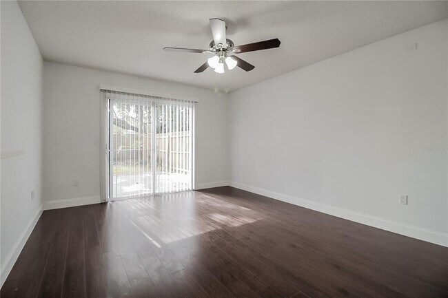 Building Photo - 1600 Taylorwood Dr