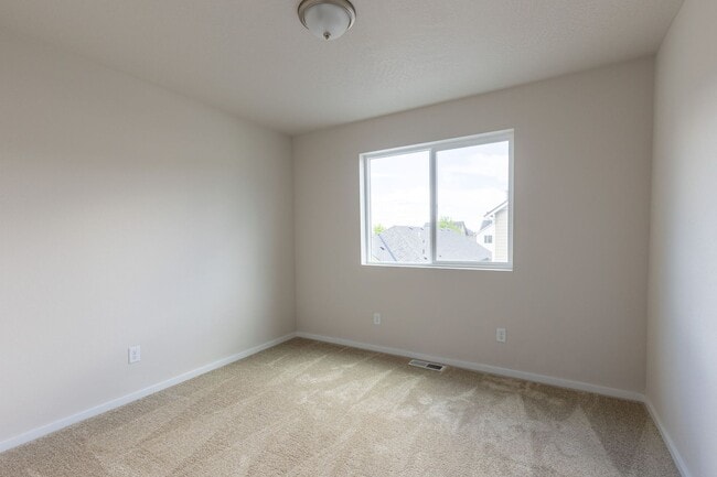 Building Photo - Modern Home for rent in Liberty Lake