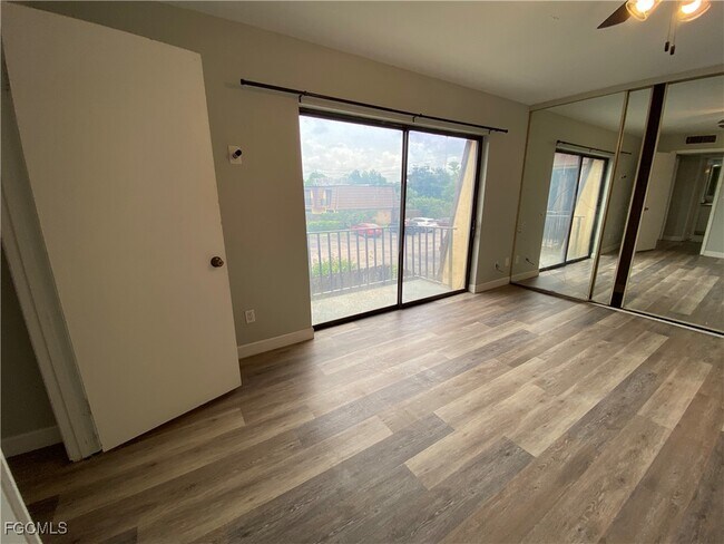 Building Photo - 1667 Park Meadows Dr