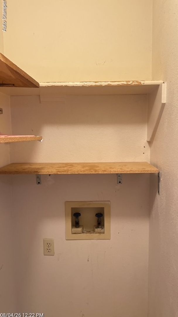 Building Photo - 903 Love Wood Ln