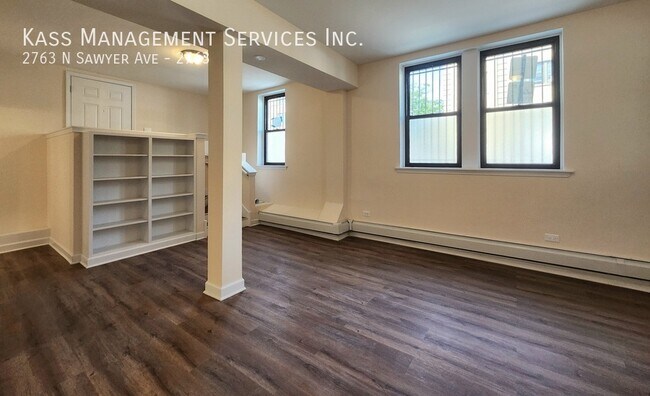 Building Photo - 2763 N Sawyer Ave