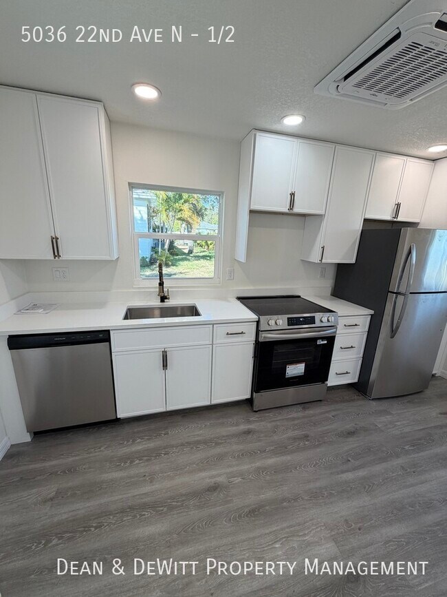 Building Photo - 5036 22nd Ave N