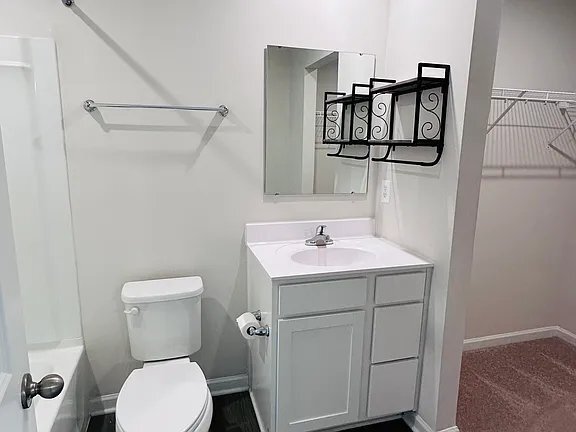 Building Photo - 303 Bait Rd