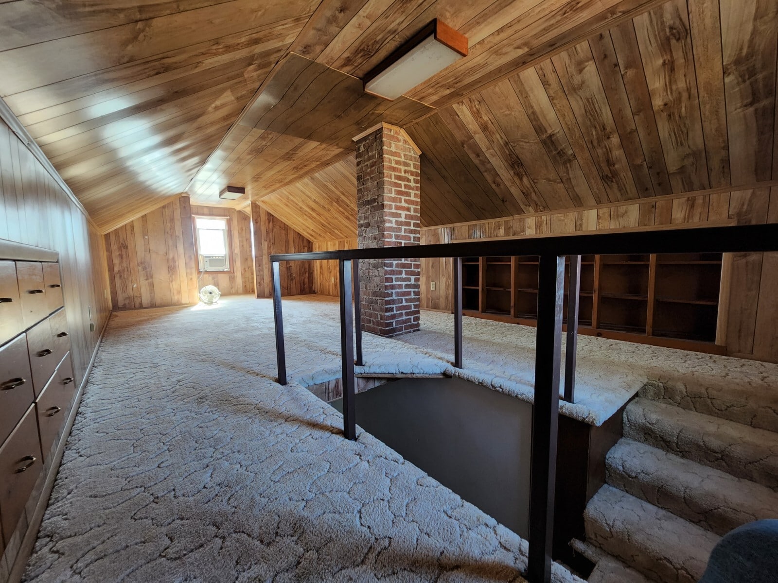 Upstairs loft/Bedroom #3 - 265 19th Rd