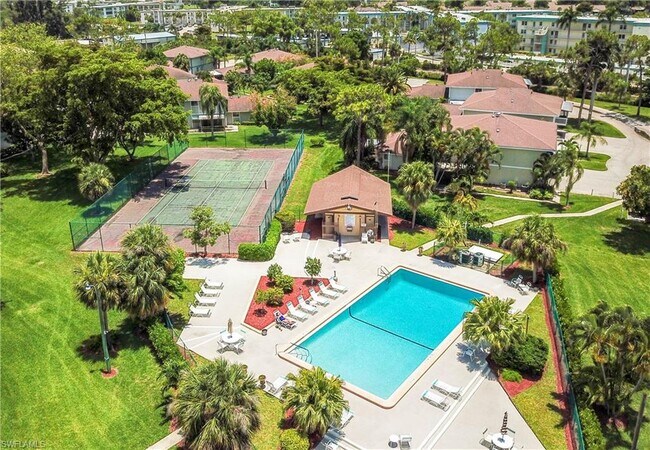 Building Photo - 3334 Ottawa Cir