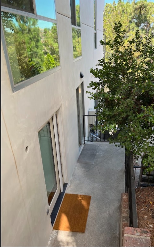 Building Photo - 2387 Mt Olympus Dr