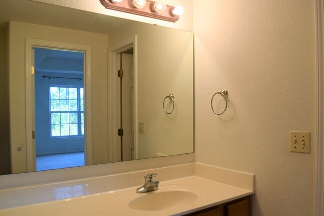 Building Photo - 318 Carmel Valley Way