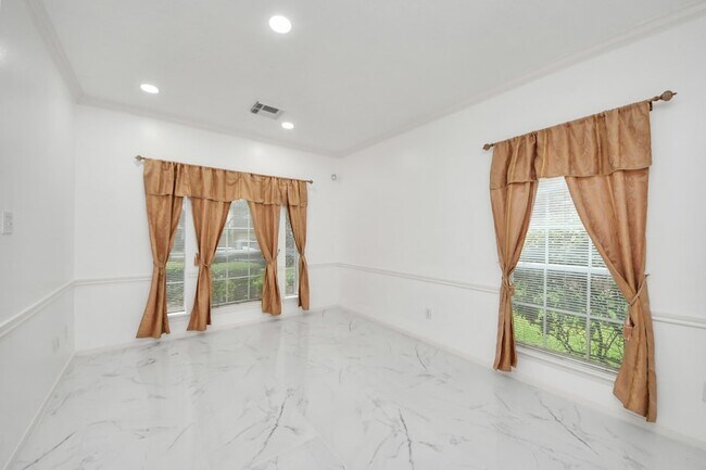 Building Photo - 3138 Waters View Dr