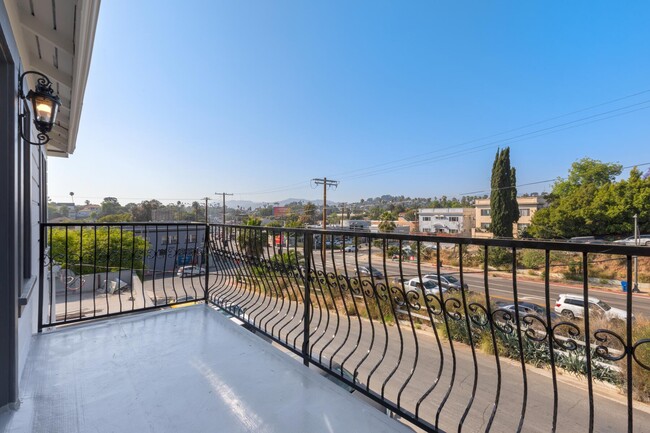 Balcony -Living room - 2442 W Sunset Blvd