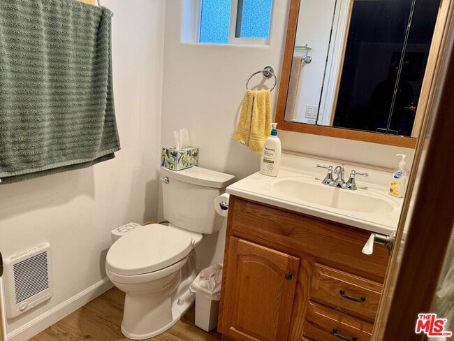 Building Photo - 701 Pinnacle Dr