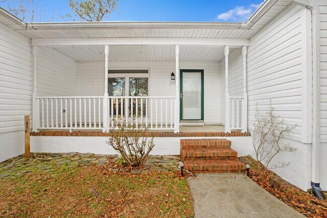 Building Photo - Community Water Access! Gorgeous Home!