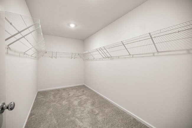 Building Photo - 4648 SW 84th St Rd