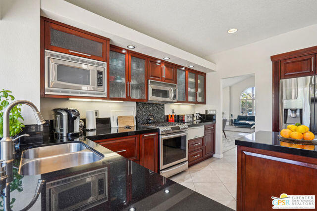 Building Photo - 364 Oakmont Dr