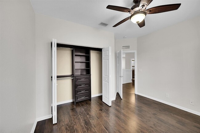 Building Photo - 4345 Key Lime Blvd