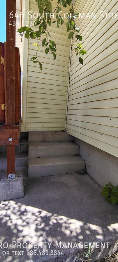 Building Photo - 646 S Coleman St