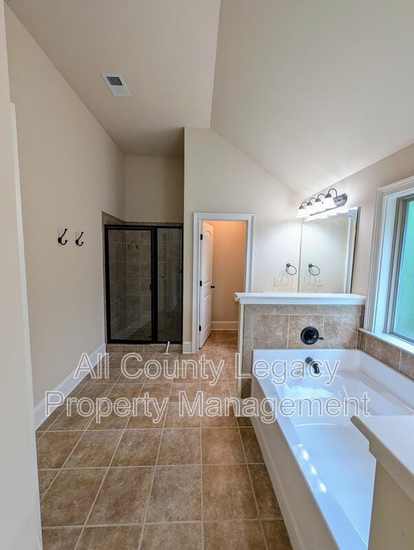 Building Photo - 2591 Foxy Dr