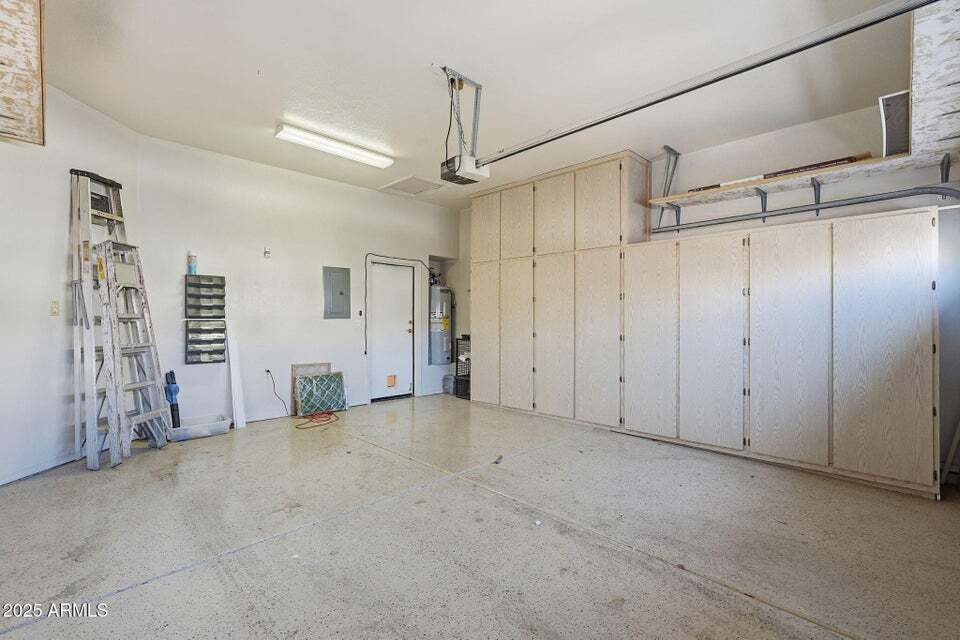 Building Photo - 1747 E Northern Ave