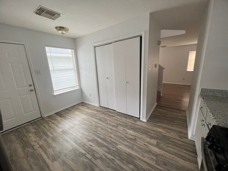 Building Photo - 1123 Verde Trails Dr