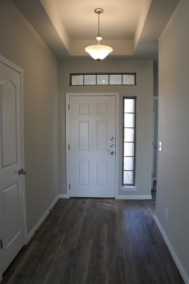 Building Photo - 612 Parkfield Ln