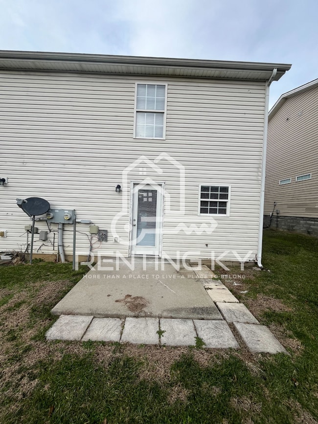 Building Photo - Newly Updated 3-Bed, 2.5-Bath Townhome with Garage!