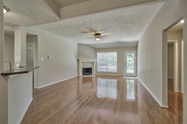 Building Photo - 135 N Wynnoak Cir