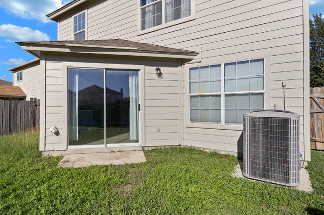 Building Photo - Beautiful 2-Story 4BR in 78254 | Near Alamo Ranch, Shopping & 1604