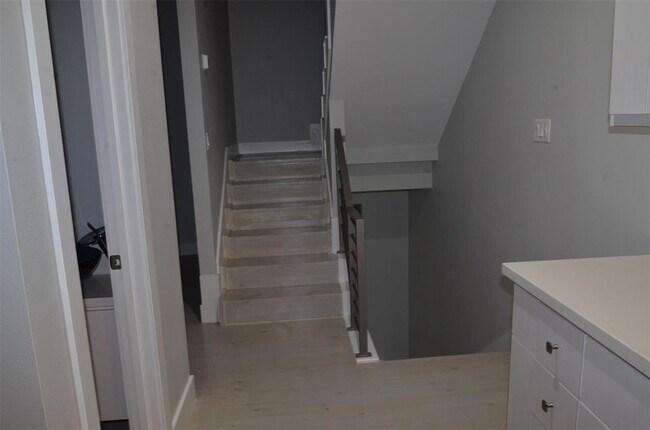 Building Photo - 1708 Winter St