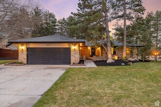 Building Photo - Beautiful 4 Bd. 3 Bath Home w/Mother-In-La...