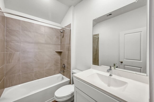 Building Photo - 647 Delicate Arch Dr