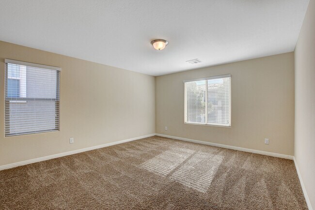 Building Photo - 2919 Caxton Grove Dr