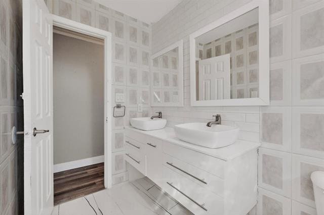 Building Photo - 104 Maxwell Rd