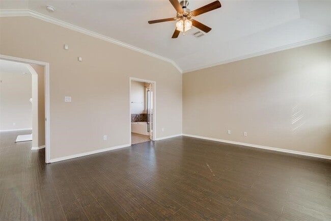 Building Photo - 1903 Cadbury Castle Dr