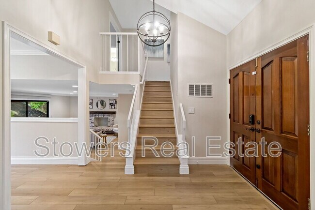 Building Photo - 17716 Columbia Dr