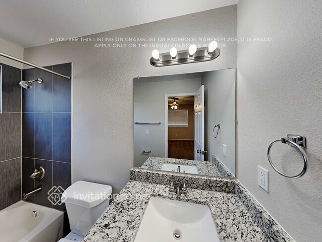 Building Photo - 12340 Newport Ct